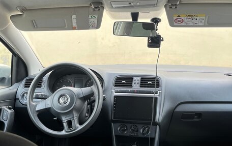 Volkswagen Polo VI (EU Market), 2015 год, 1 000 000 рублей, 19 фотография