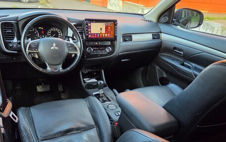 Mitsubishi Outlander III рестайлинг 3, 2012 год, 1 180 000 рублей, 5 фотография