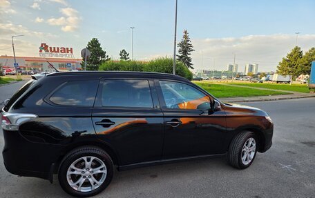 Mitsubishi Outlander III рестайлинг 3, 2012 год, 1 180 000 рублей, 7 фотография