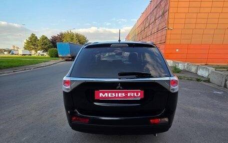 Mitsubishi Outlander III рестайлинг 3, 2012 год, 1 180 000 рублей, 4 фотография