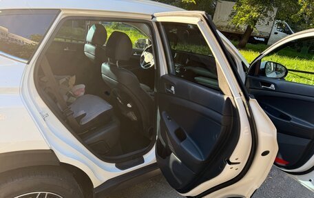 Hyundai Tucson III, 2018 год, 2 350 000 рублей, 10 фотография