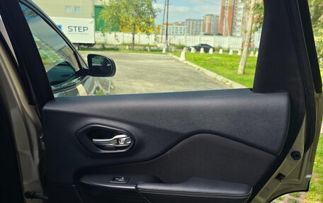 Jeep Cherokee, 2014 год, 1 550 000 рублей, 17 фотография