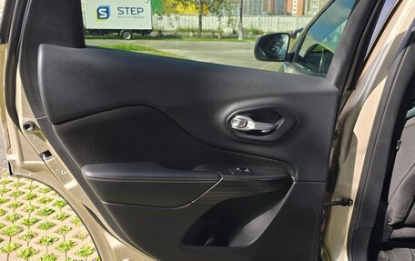 Jeep Cherokee, 2014 год, 1 550 000 рублей, 16 фотография