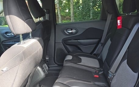 Jeep Cherokee, 2014 год, 1 550 000 рублей, 14 фотография