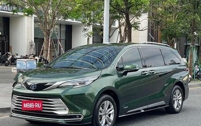 Toyota Sienna, 2022 год, 2 850 000 рублей, 1 фотография