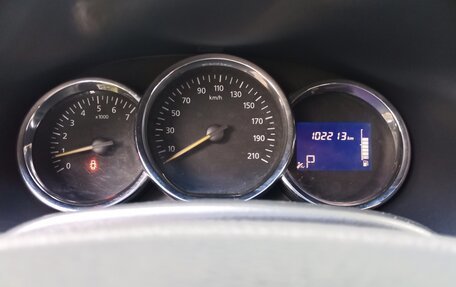 Renault Logan II, 2015 год, 815 000 рублей, 1 фотография