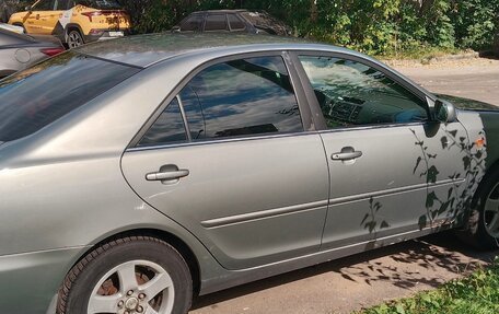 Toyota Camry V40, 2005 год, 690 000 рублей, 4 фотография