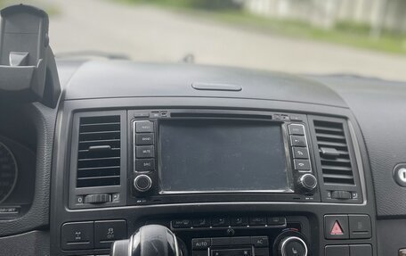 Volkswagen Multivan T5, 2011 год, 1 995 000 рублей, 6 фотография