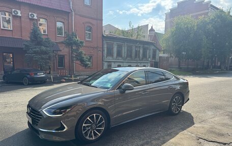Hyundai Sonata VIII, 2022 год, 3 300 000 рублей, 2 фотография