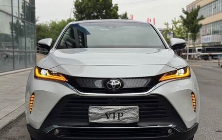 Toyota Harrier, 2022 год, 3 430 000 рублей, 1 фотография