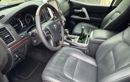 Toyota Land Cruiser 200, 2018 год, 10 500 000 рублей, 9 фотография