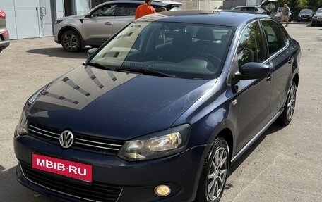 Volkswagen Polo VI (EU Market), 2012 год, 705 000 рублей, 1 фотография