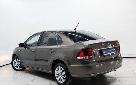 Volkswagen Polo VI (EU Market), 2015 год, 859 000 рублей, 2 фотография