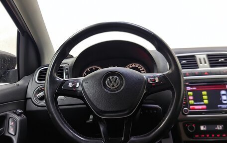 Volkswagen Polo VI (EU Market), 2015 год, 859 000 рублей, 11 фотография