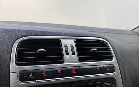 Volkswagen Polo VI (EU Market), 2015 год, 859 000 рублей, 14 фотография