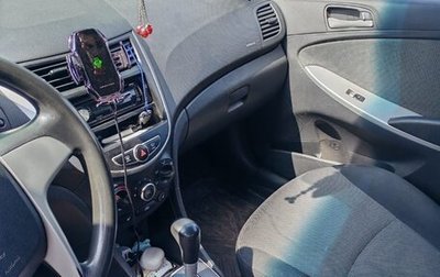 Hyundai Solaris II рестайлинг, 2013 год, 590 000 рублей, 1 фотография
