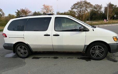 Toyota Sienna I, 2001 год, 570 000 рублей, 5 фотография
