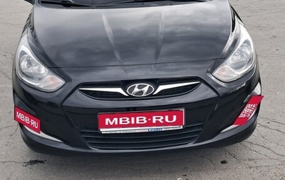Hyundai Solaris II рестайлинг, 2012 год, 800 000 рублей, 1 фотография