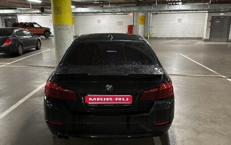 BMW 5 серия, 2015 год, 1 600 000 рублей, 4 фотография