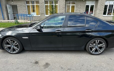 BMW 5 серия, 2015 год, 1 600 000 рублей, 6 фотография