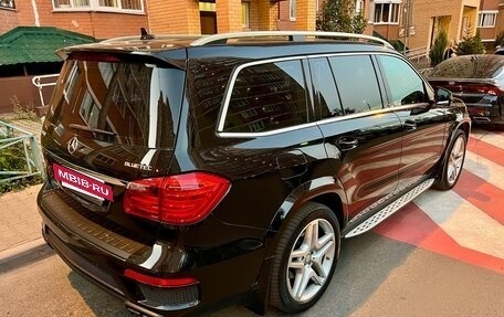 Mercedes-Benz GL-Класс, 2015 год, 4 000 000 рублей, 4 фотография