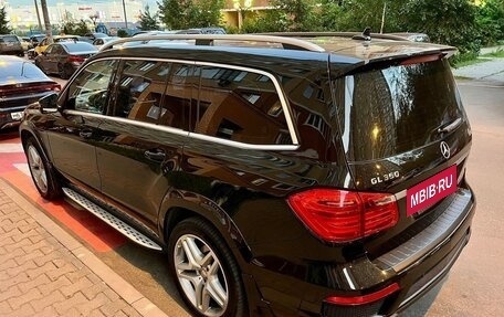 Mercedes-Benz GL-Класс, 2015 год, 4 000 000 рублей, 3 фотография