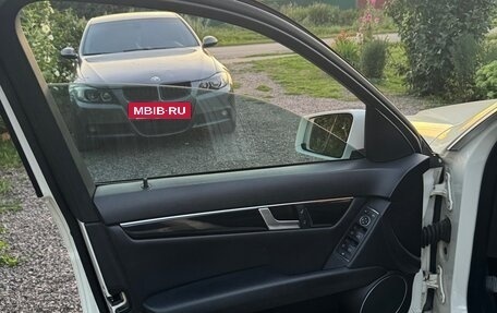 Mercedes-Benz C-Класс, 2011 год, 1 265 000 рублей, 10 фотография