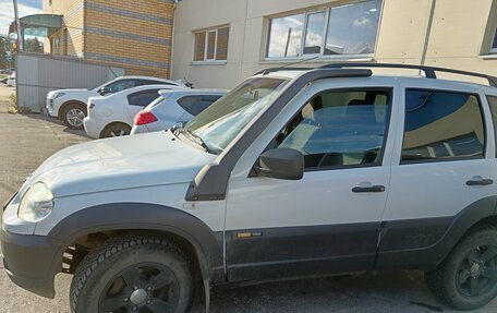 Chevrolet Niva I рестайлинг, 2016 год, 629 000 рублей, 1 фотография