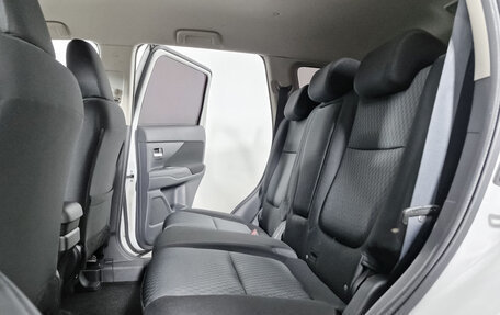 Mitsubishi Outlander III рестайлинг 3, 2014 год, 1 225 000 рублей, 9 фотография