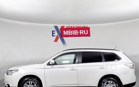 Mitsubishi Outlander III рестайлинг 3, 2014 год, 1 225 000 рублей, 7 фотография