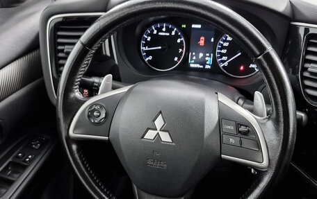 Mitsubishi Outlander III рестайлинг 3, 2014 год, 1 225 000 рублей, 16 фотография