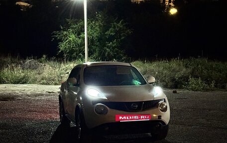 Nissan Juke II, 2011 год, 920 000 рублей, 10 фотография