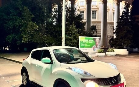 Nissan Juke II, 2011 год, 920 000 рублей, 14 фотография