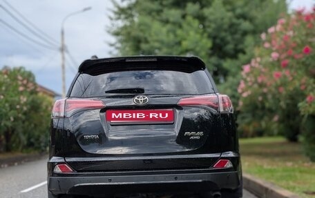 Toyota RAV4, 2019 год, 3 250 000 рублей, 4 фотография