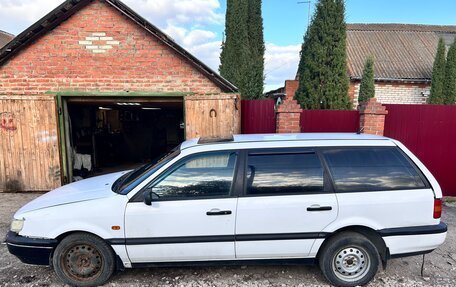 Volkswagen Passat B4, 1994 год, 160 000 рублей, 2 фотография