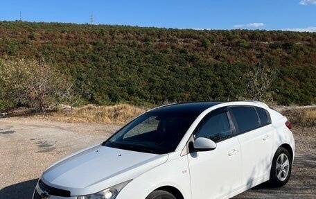 Chevrolet Cruze II, 2013 год, 890 000 рублей, 3 фотография