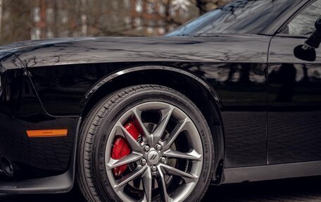 Dodge Challenger III рестайлинг 2, 2021 год, 4 650 000 рублей, 14 фотография