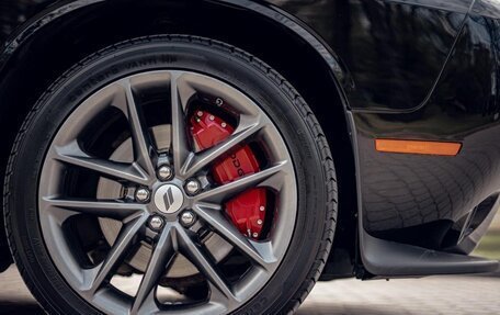 Dodge Challenger III рестайлинг 2, 2021 год, 4 650 000 рублей, 15 фотография