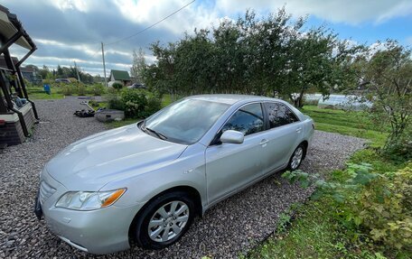 Toyota Camry, 2008 год, 799 000 рублей, 2 фотография