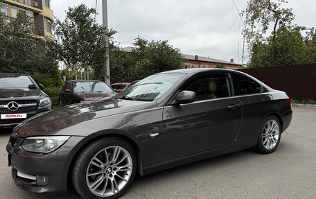 BMW 3 серия, 2011 год, 1 700 000 рублей, 3 фотография