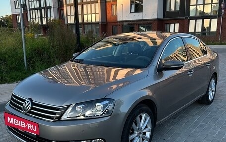 Volkswagen Passat B7, 2012 год, 1 350 000 рублей, 3 фотография