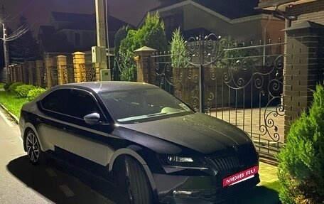 Skoda Superb III рестайлинг, 2015 год, 1 590 000 рублей, 13 фотография