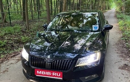 Skoda Superb III рестайлинг, 2015 год, 1 590 000 рублей, 20 фотография