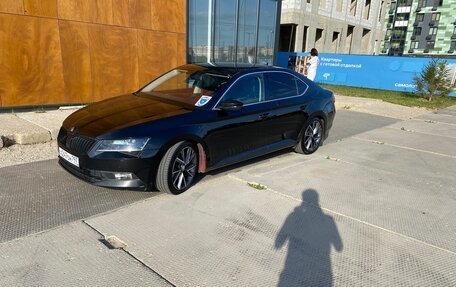 Skoda Superb III рестайлинг, 2015 год, 1 590 000 рублей, 30 фотография