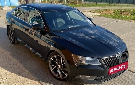 Skoda Superb III рестайлинг, 2015 год, 1 590 000 рублей, 28 фотография