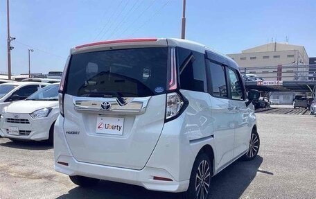 Toyota Roomy I, 2022 год, 990 000 рублей, 3 фотография