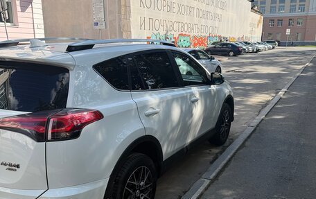 Toyota RAV4, 2016 год, 2 500 000 рублей, 3 фотография