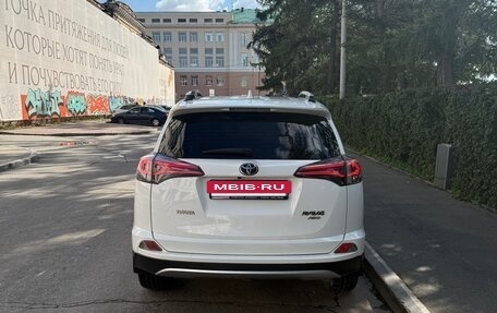 Toyota RAV4, 2016 год, 2 500 000 рублей, 4 фотография
