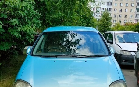Nissan Tino, 2000 год, 400 000 рублей, 2 фотография