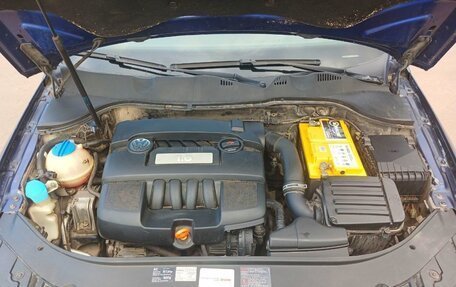 Volkswagen Passat B6, 2006 год, 560 000 рублей, 10 фотография